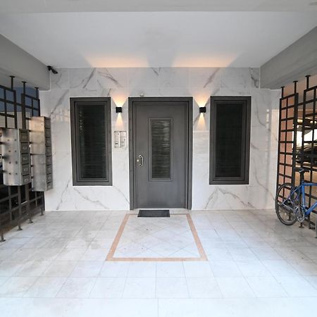 The Whole Packet A4 Center With Parking Apartment Larissa Exterior foto